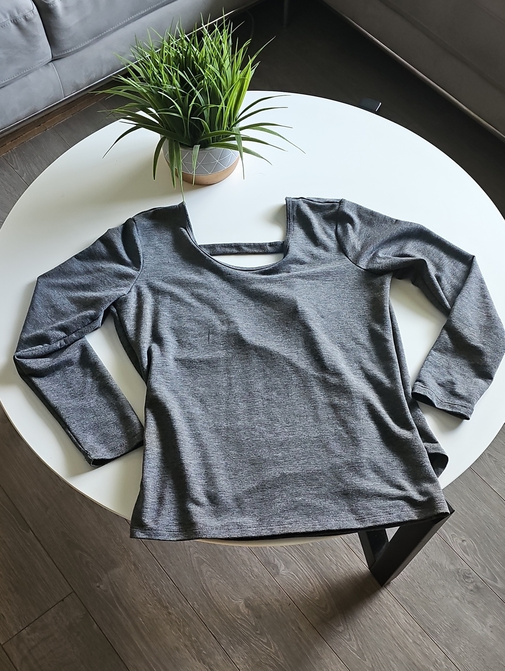 Marika Long Sleeve Scoop Neck Top - Heather Gray